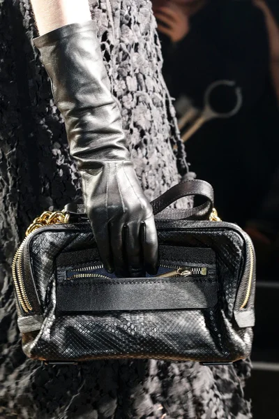 Look 24